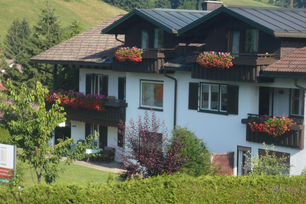 Hotel Gaestehaus Schmid à Oberstaufen Extérieur photo