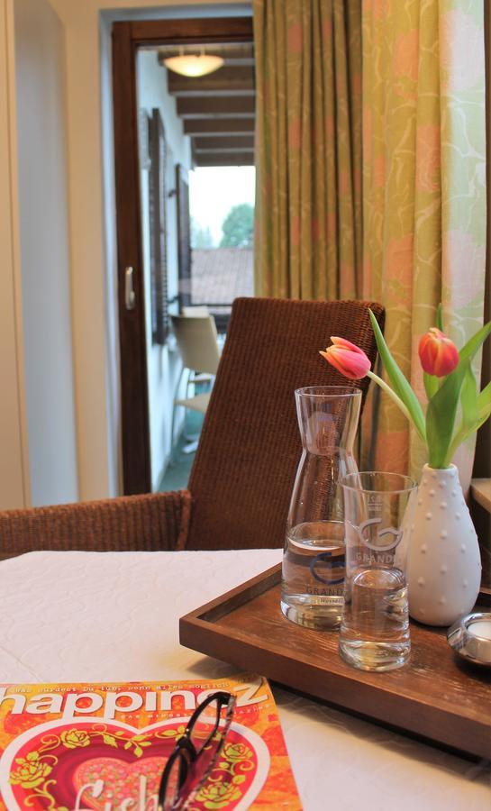 Hotel Gaestehaus Schmid à Oberstaufen Extérieur photo