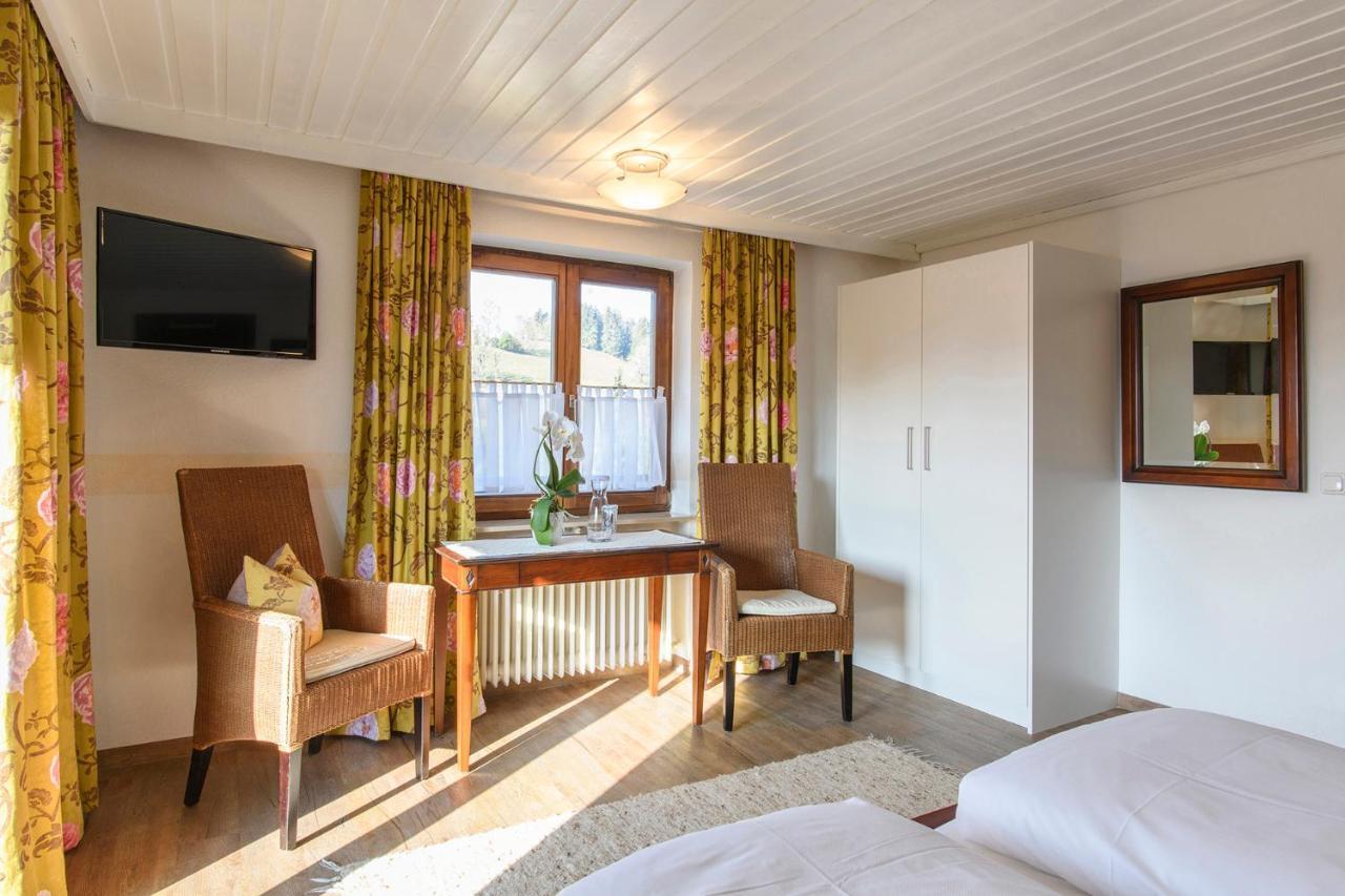 Hotel Gaestehaus Schmid à Oberstaufen Extérieur photo
