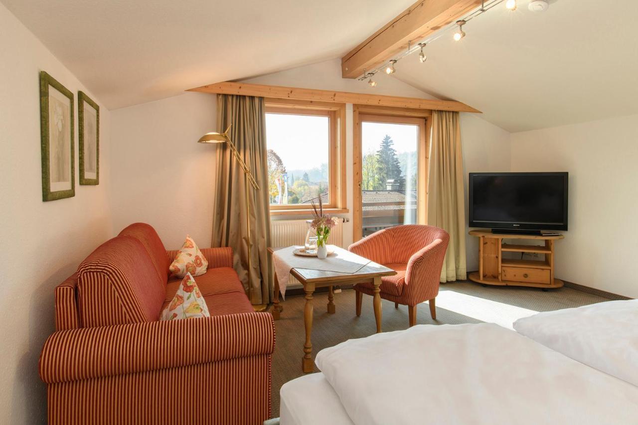 Hotel Gaestehaus Schmid à Oberstaufen Extérieur photo